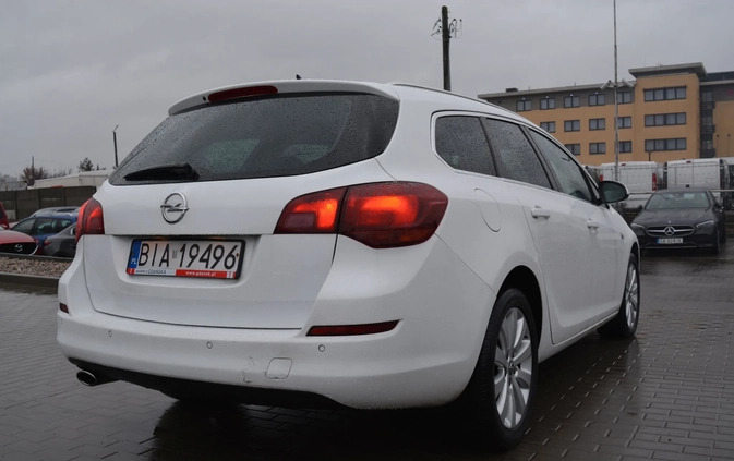 Opel Astra cena 20900 przebieg: 264000, rok produkcji 2011 z Tarnowskie Góry małe 172